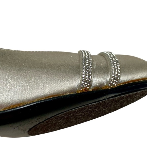 Stuart Weitzman Glohotwire Heels Chrome Raso Satin Rhinestone Peep Toe Size 6 - Picture 15 of 16